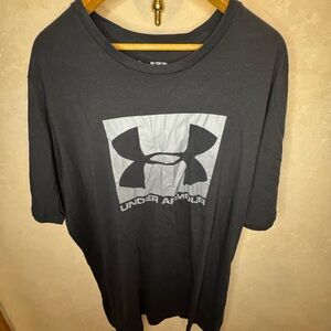 Under Armour Men's Charcoal Logo Tee
